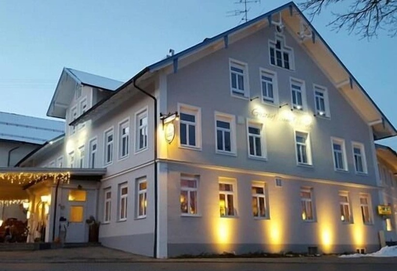 بنسيون Gasthof Zum Hirsch