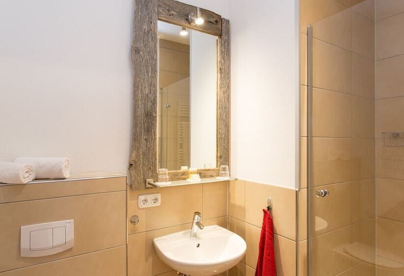 פנסיון Gasthof Zum Hirsch