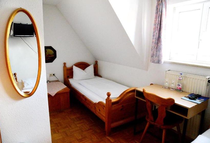 بنسيون Gasthof Und Hotel Zum Hirsch