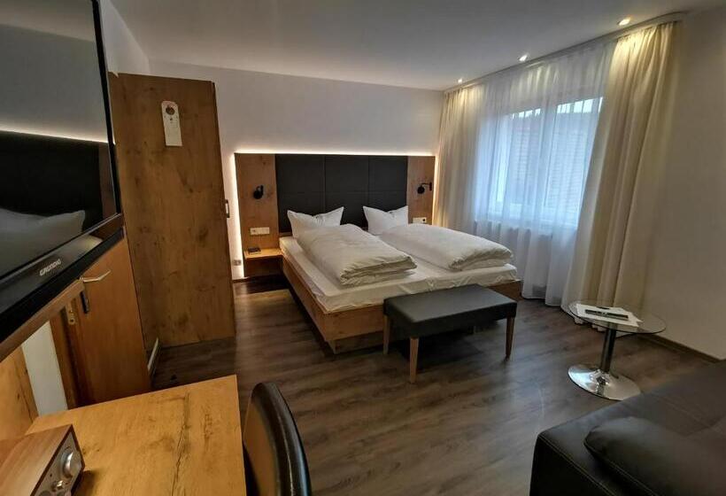 Пансион Gästehaus Dorflinde