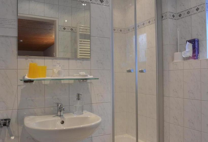 بنسيون Gästehaus Döring