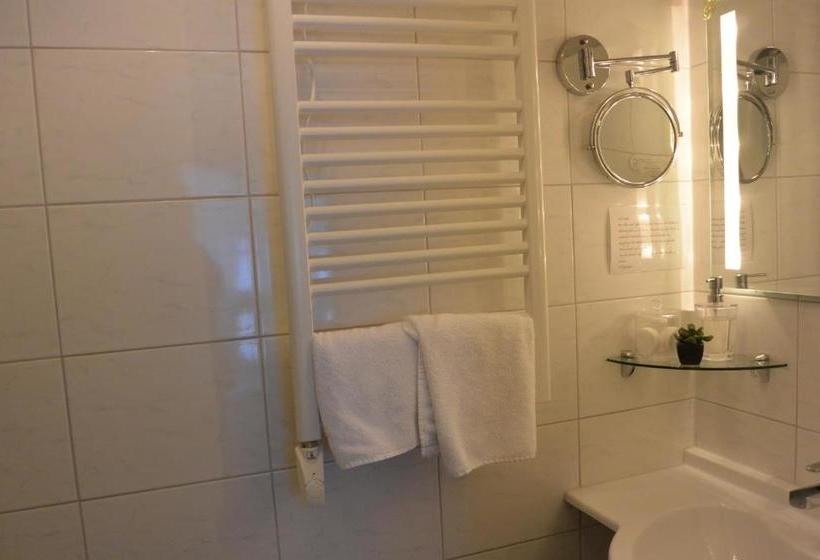 بنسيون Gästehaus Döring