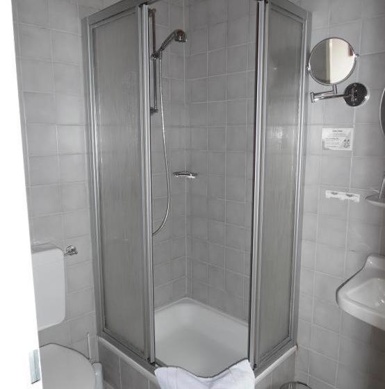 ペンション Edelweiß