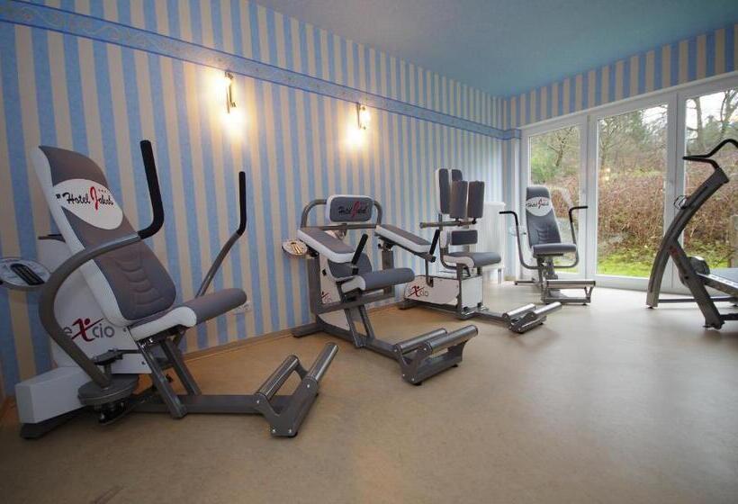 ペンション Jakob