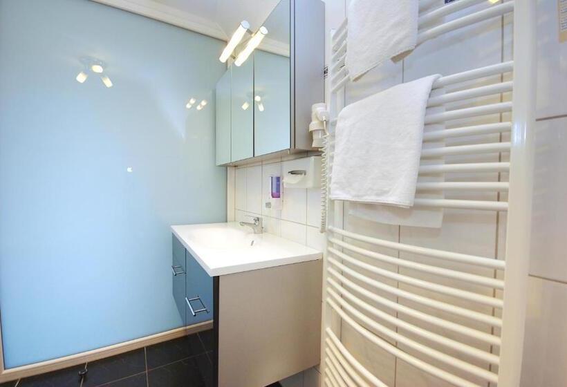 ペンション Jakob