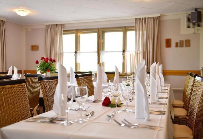 膳宿费 Familienhotel Löwen