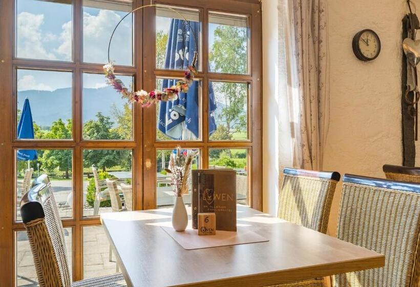 膳宿费 Familienhotel Löwen