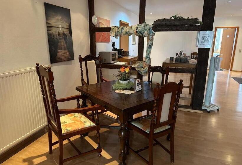 بنسيون Landhotel Vessens Hoff