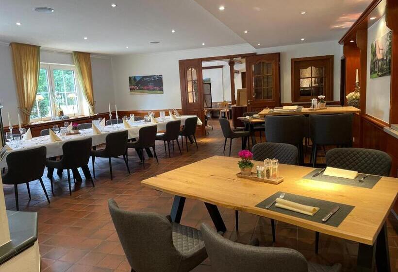 بنسيون Landhotel Vessens Hoff