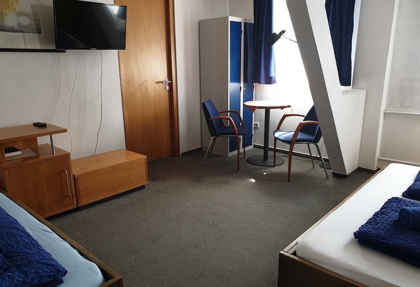 Majatalo Luchs Hostel Im Hirschen