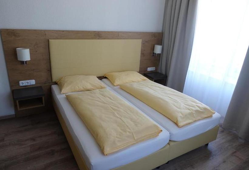 Пансион Zum Ziel Hotel & Restaurant Grenzach Wyhlen Bei Basel