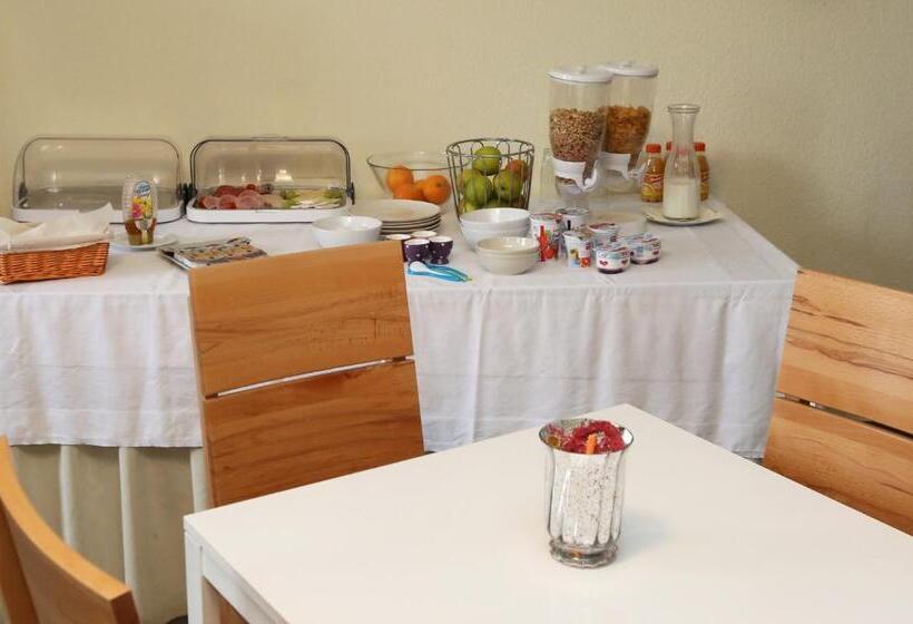 ペンション Schillerquartier