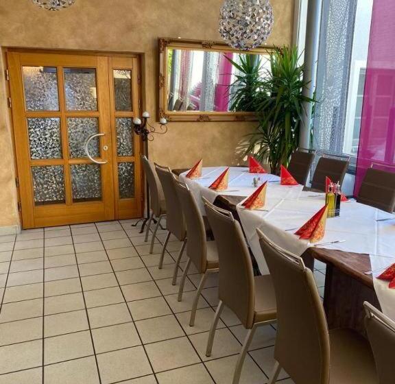 Пансион Restaurant Zum Wendelwirt