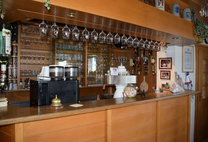 ペンション Gasthof Zur Länd