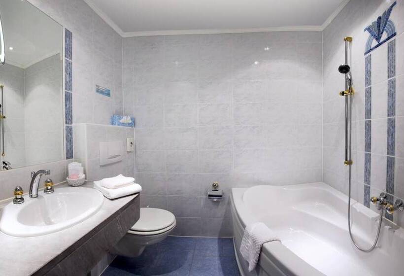 Post Hotel Mittenwald