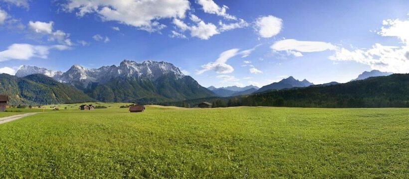 Post Hotel Mittenwald