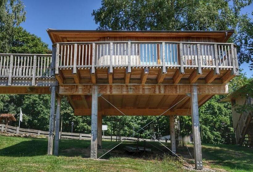 Waldquelle   Baumhaushotel Aerzen