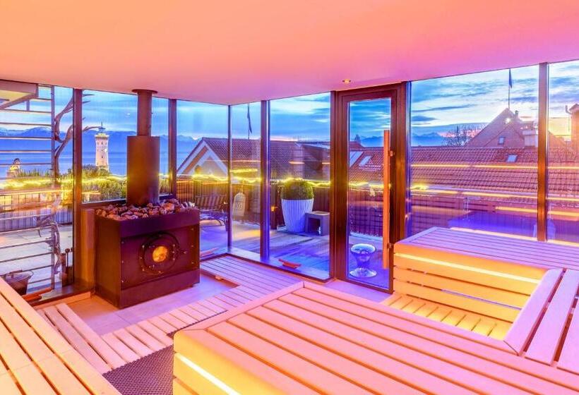 Yachthotel Helvetia Spa  Und Wellnessdomizil