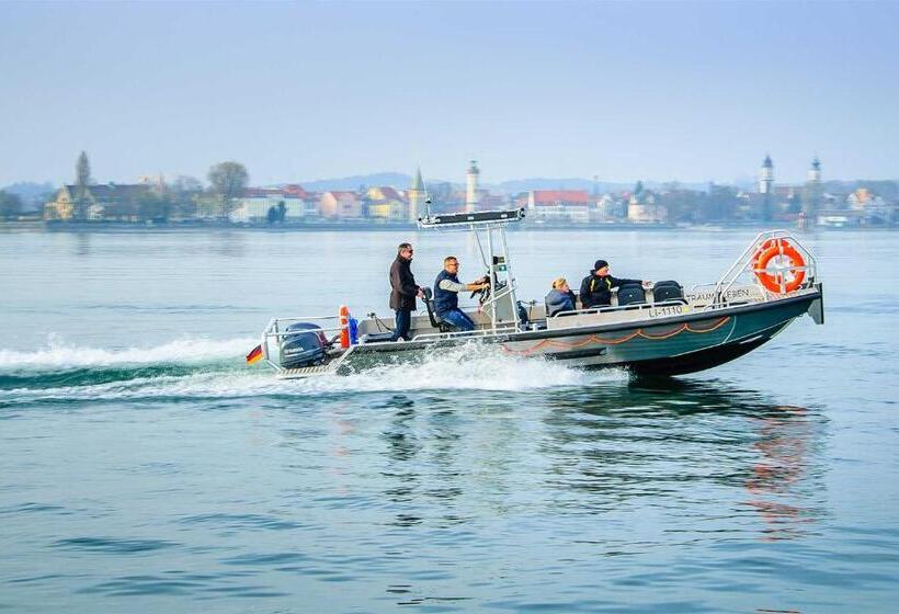 Yachthotel Helvetia Spa  Und Wellnessdomizil