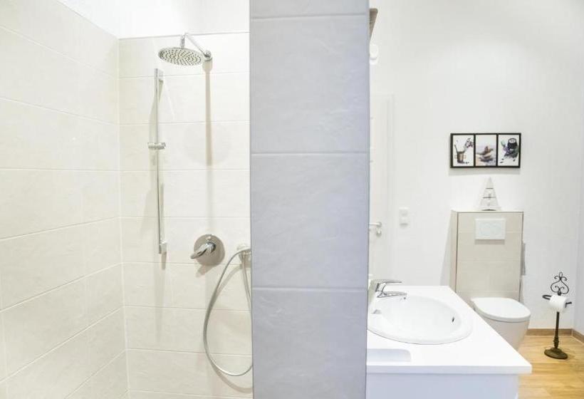 ベッドアンドブレックファースト Park Villa Gernsheim