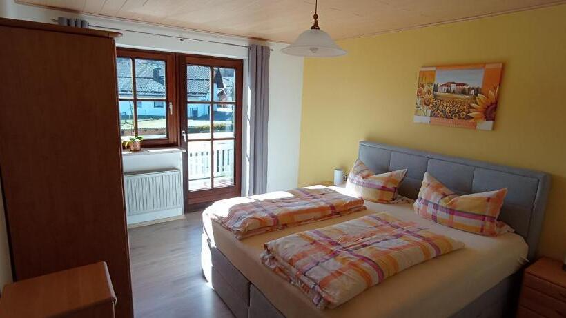 Bed and Breakfast Ferienwohnungen König