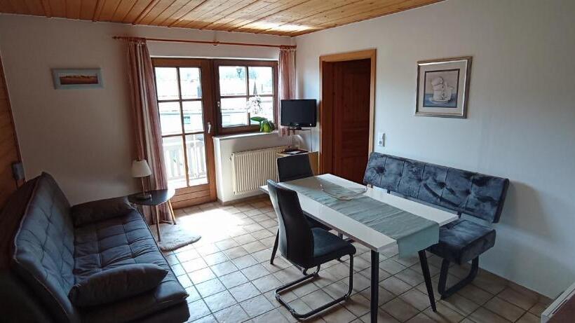 Bed and Breakfast Ferienwohnungen König