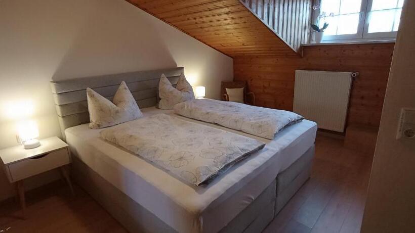 Bed and Breakfast Ferienwohnungen König