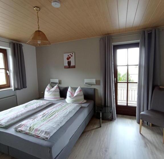 Bed and Breakfast Ferienwohnungen König