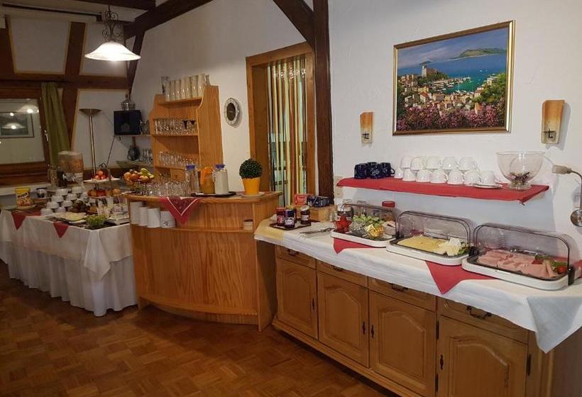 ベッドアンドブレックファースト Pension Maintal Eltmann