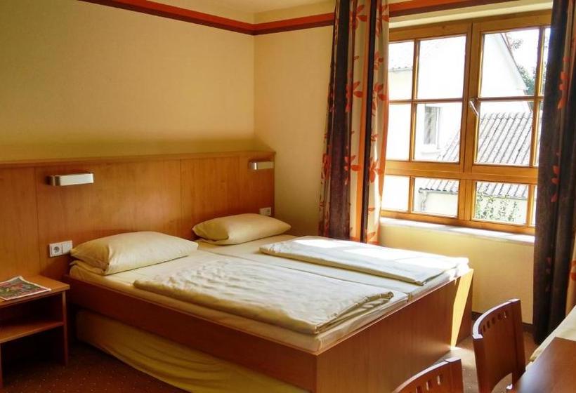 ベッドアンドブレックファースト Aparthotel Victoria