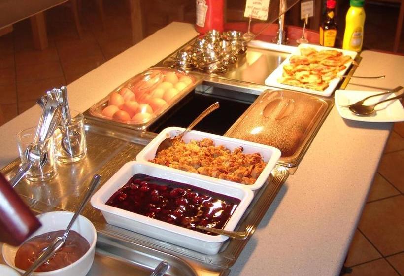 住宿加早餐  Pension Futterknecht