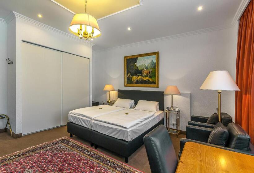 בית מלון כפרי Adler