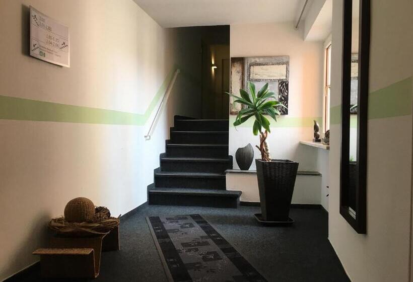 فندق Augsburg Goldener Falke