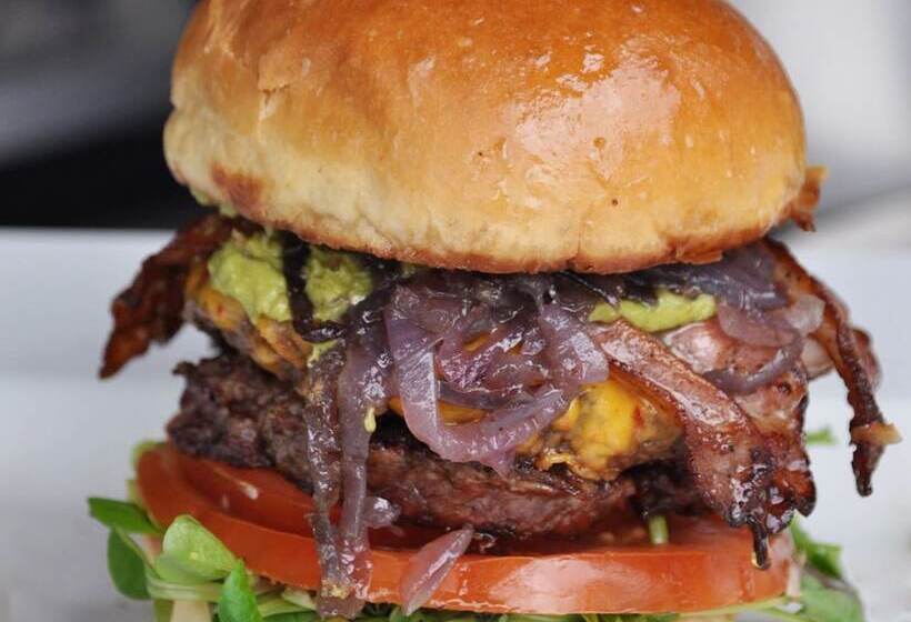 בית מלון כפרי Augustlhof Restaurant &