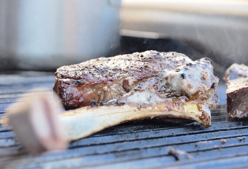 فندق Augustlhof Restaurant &