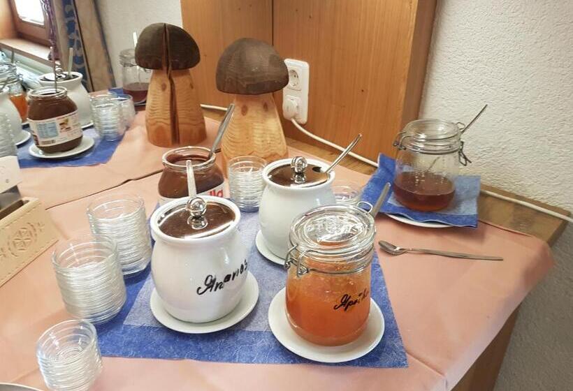 Отель Berggasthof Sonne Allgäu