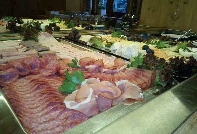 Отель Berggasthof Sonne Allgäu