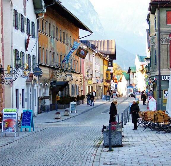 فندق Drei Mohren