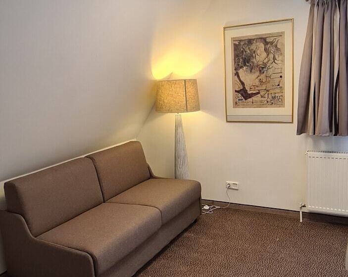 酒店 Garni  Am Ellinger Tor