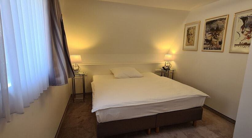 酒店 Garni  Am Ellinger Tor