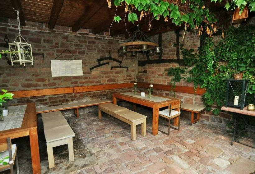 Отель Gasthaus Zur Krone