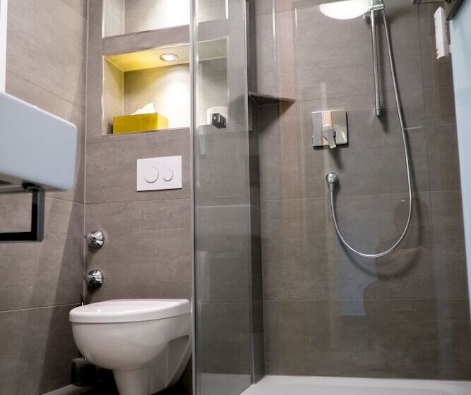 Отель Gasthaus Zur Krone