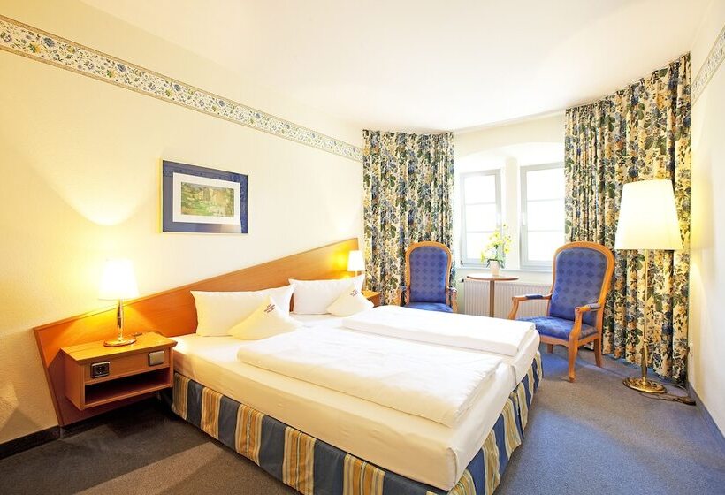 호텔 Goldener Adler Garni