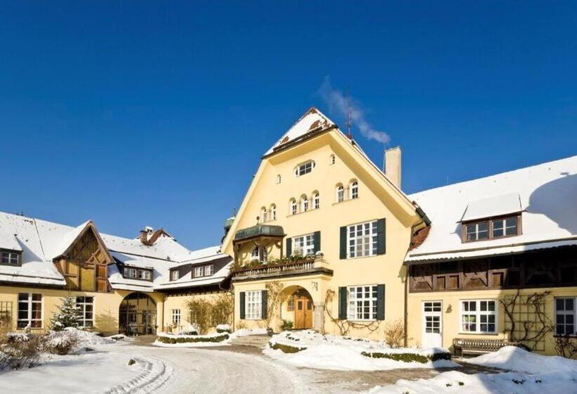 ホテル Gut Sonnenhausen