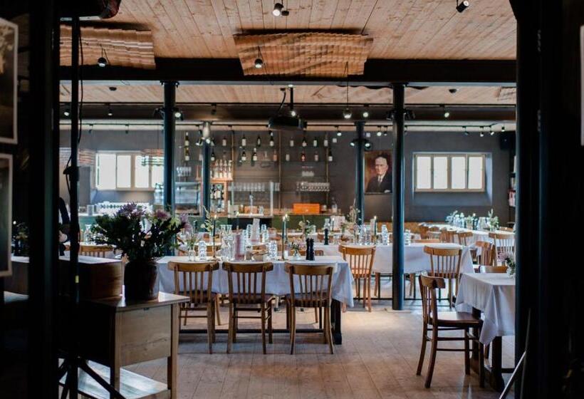 ホテル Gut Sonnenhausen