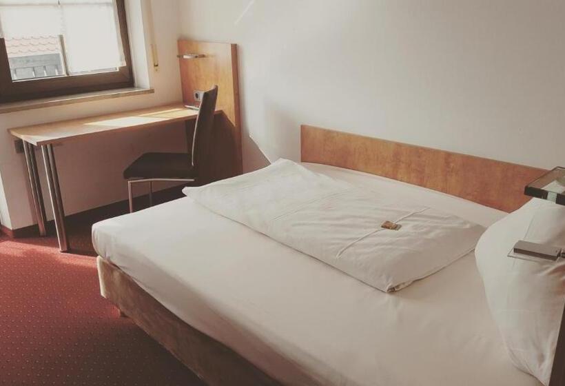 Отель Jägerhof