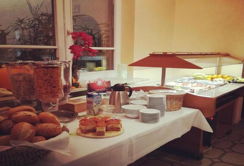 Отель Jägerhof