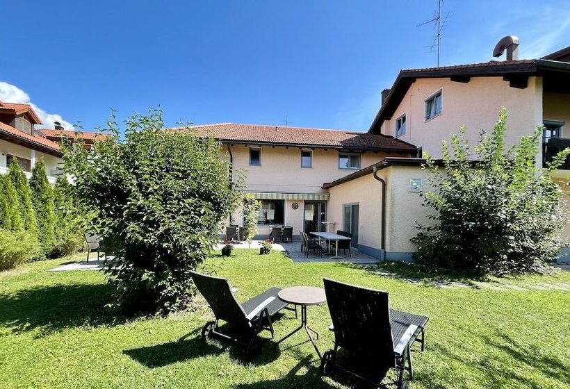 فندق Kaisers Das Kleine Stadt