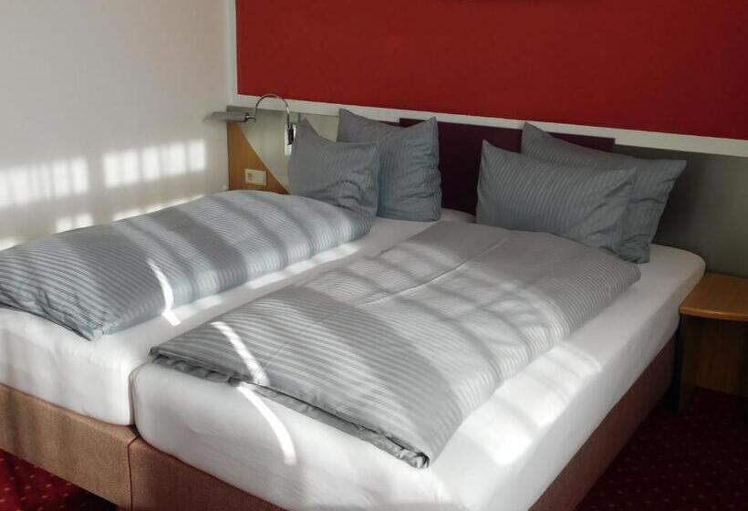 호텔 Konradp Holzkirchen