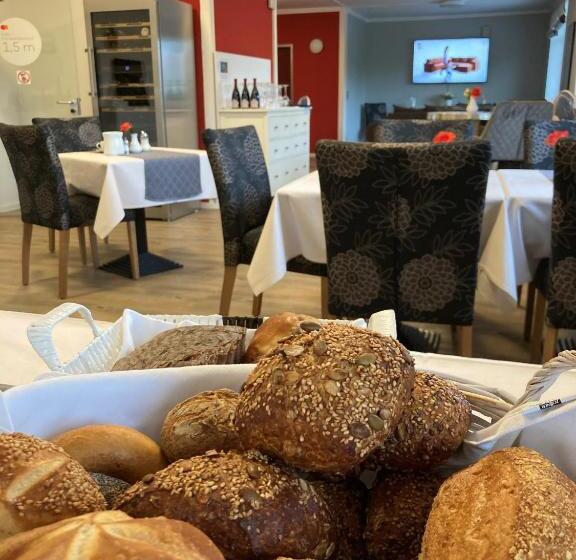 호텔 Konradp Holzkirchen